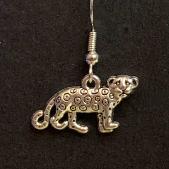 Leopard Earring, Safari Earrings, Cat Earrings, Celtic Earrings, Gift Idea, Cat - Picture 1 of 6